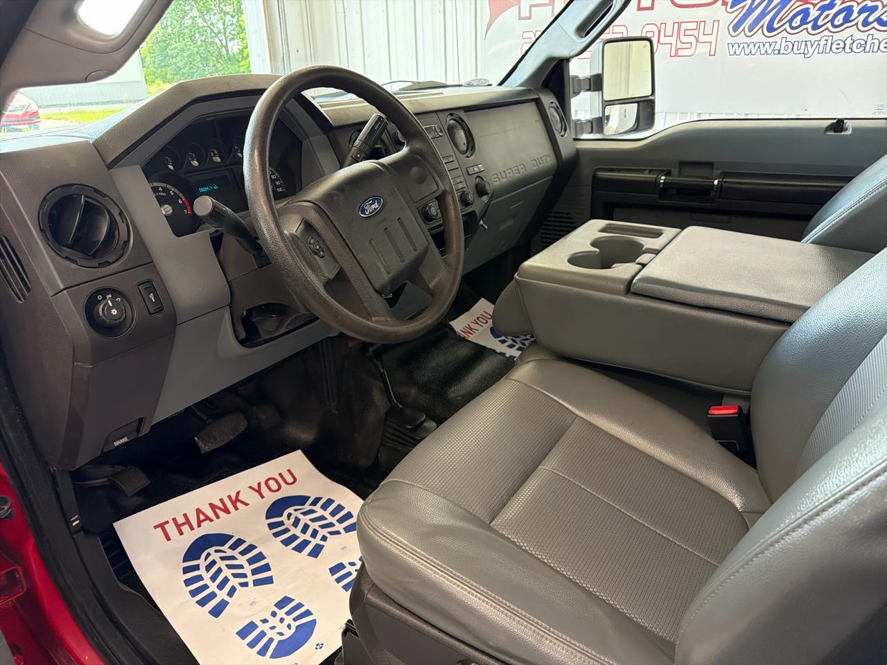 Ford Super Duty F-250 SRW 4WD Reg Cab 137" XL 2015