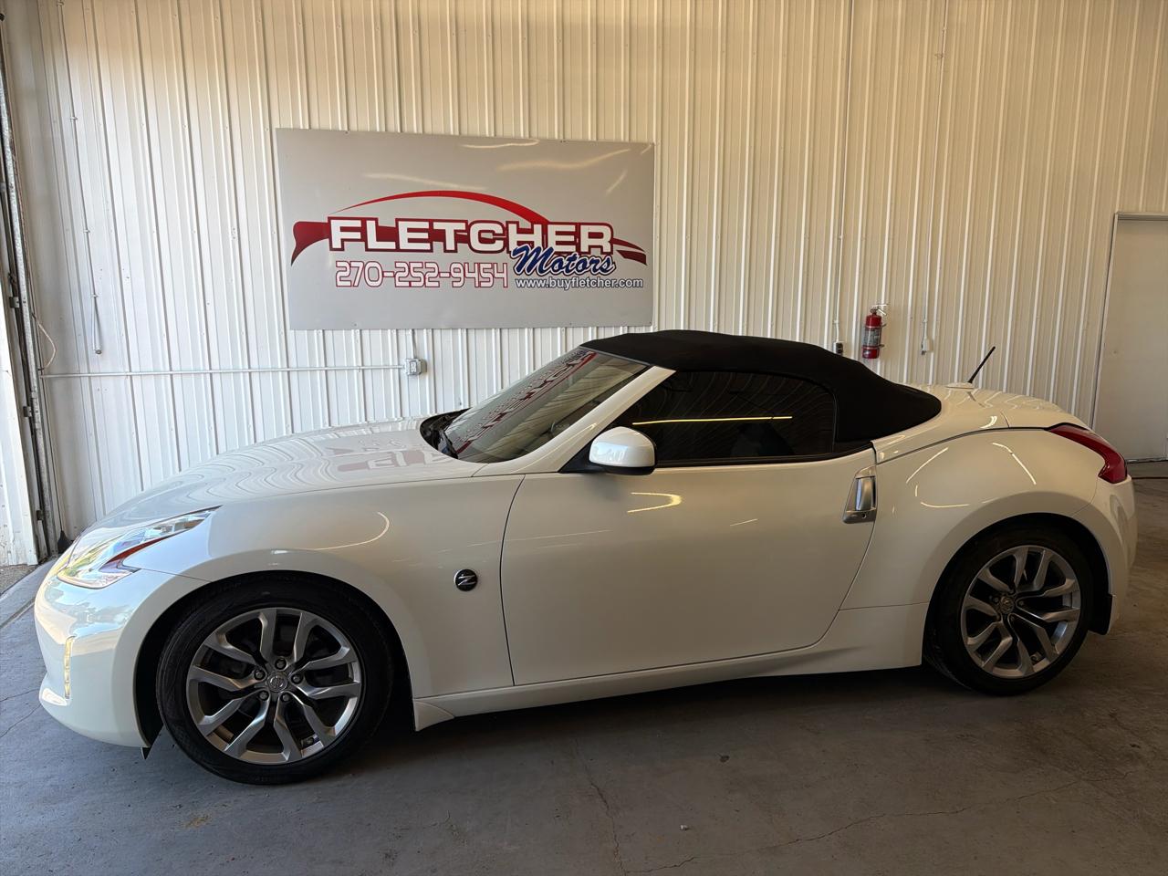 Nissan 370Z 2dr Roadster Auto Touring 2014