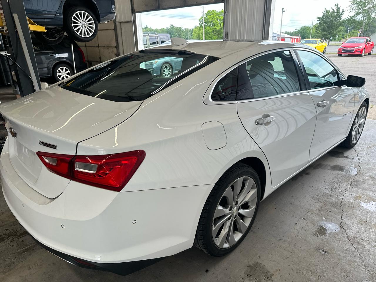Chevrolet Malibu 4dr Sdn Premier w/2LZ 2018