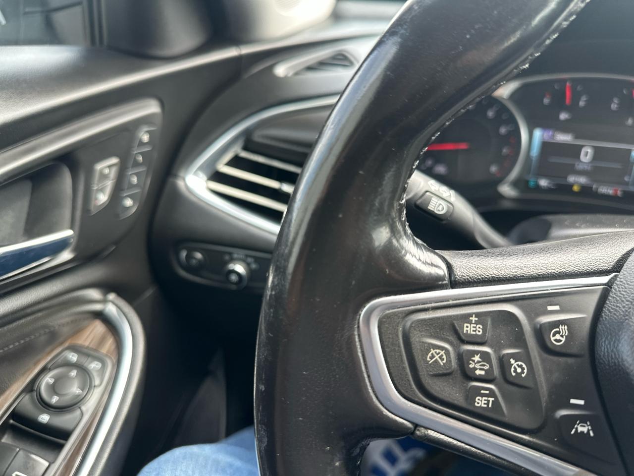 Chevrolet Malibu 4dr Sdn Premier w/2LZ 2018