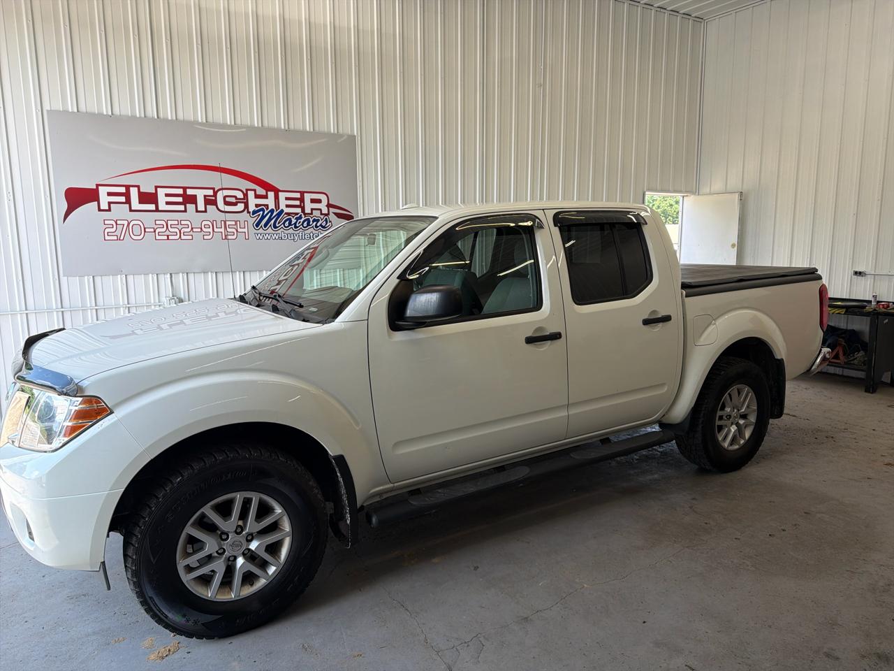 Nissan Frontier 4WD Crew Cab SWB Auto SV 2015
