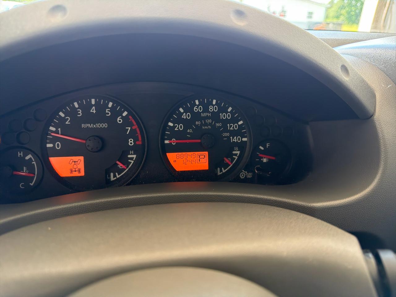 Nissan Frontier 4WD Crew Cab SWB Auto SV 2015