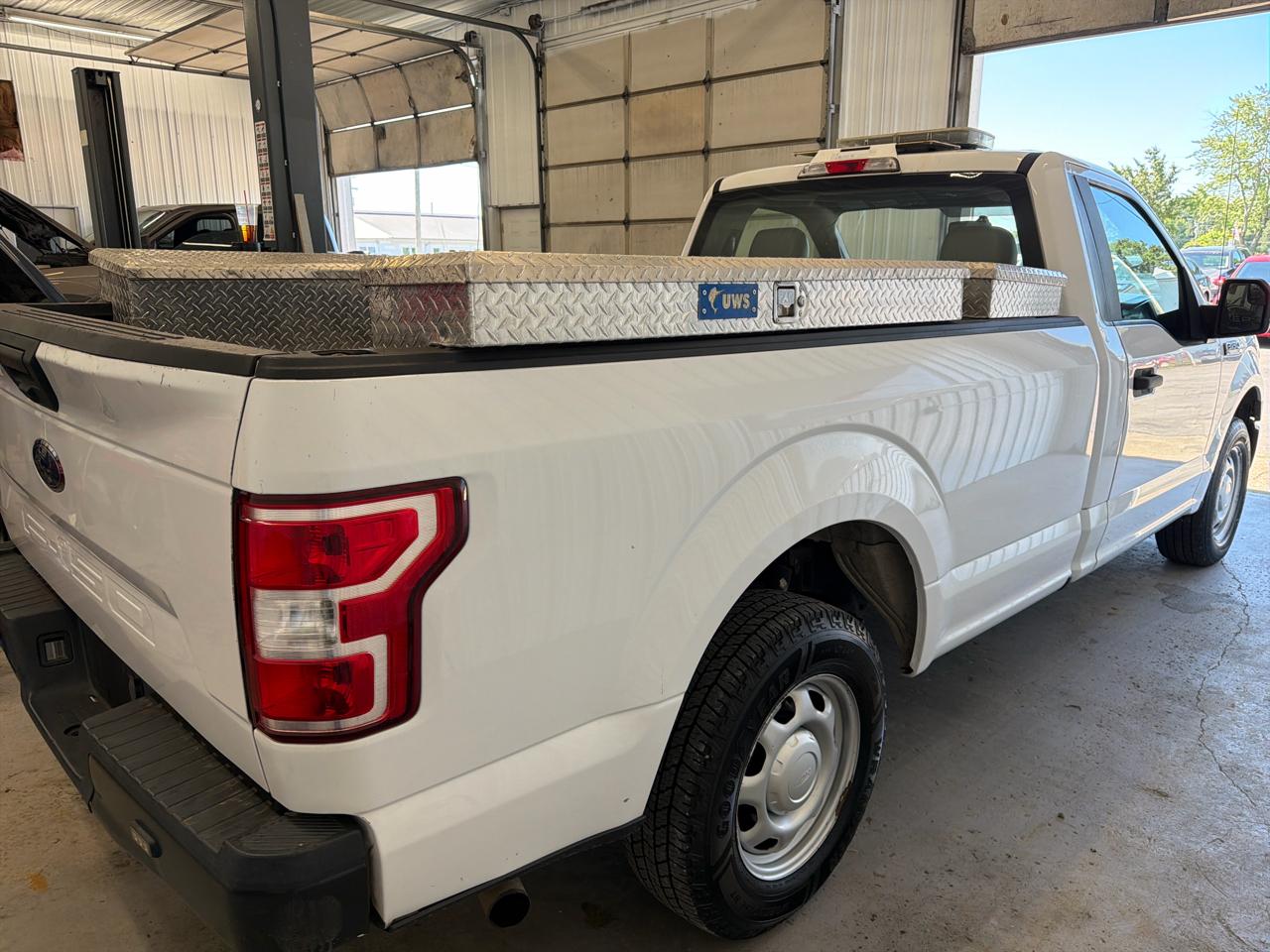 Ford F-150 2WD Reg Cab 141" XL 2018