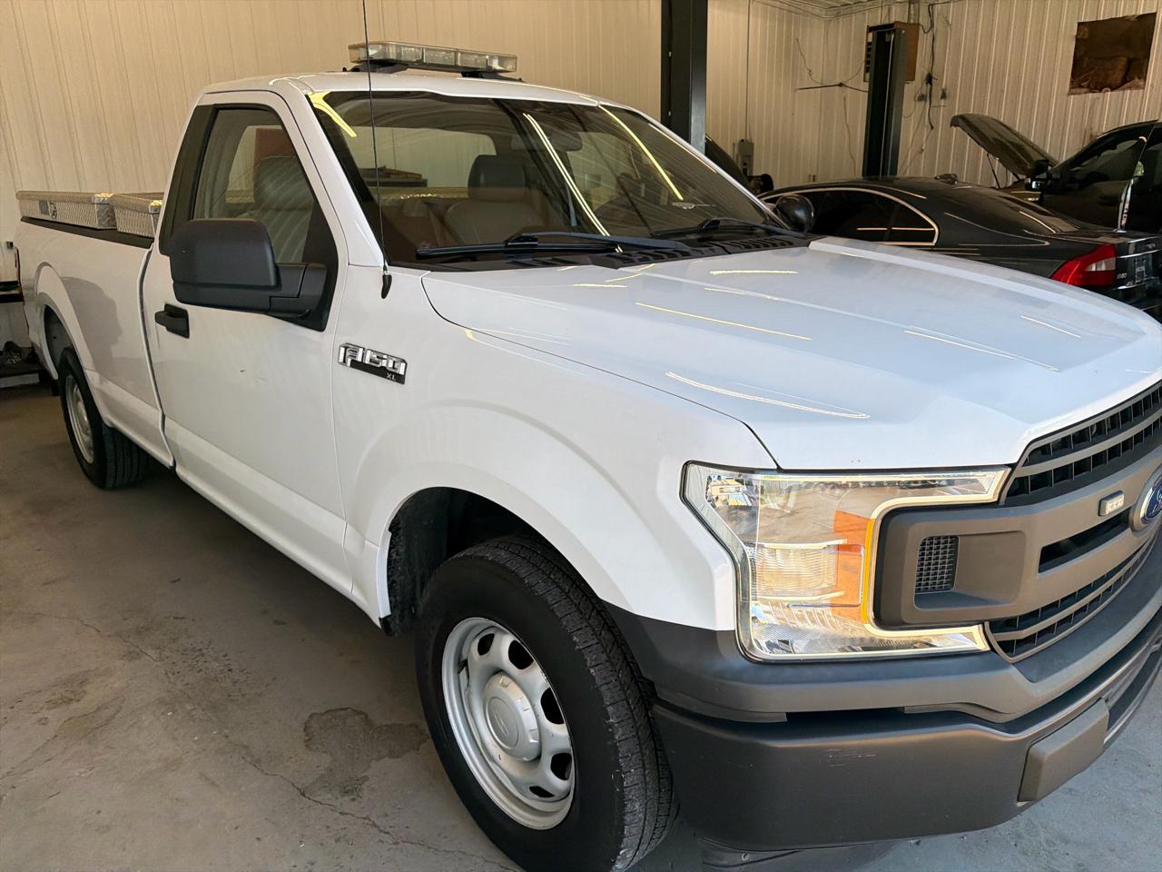 Ford F-150 2WD Reg Cab 141" XL 2018