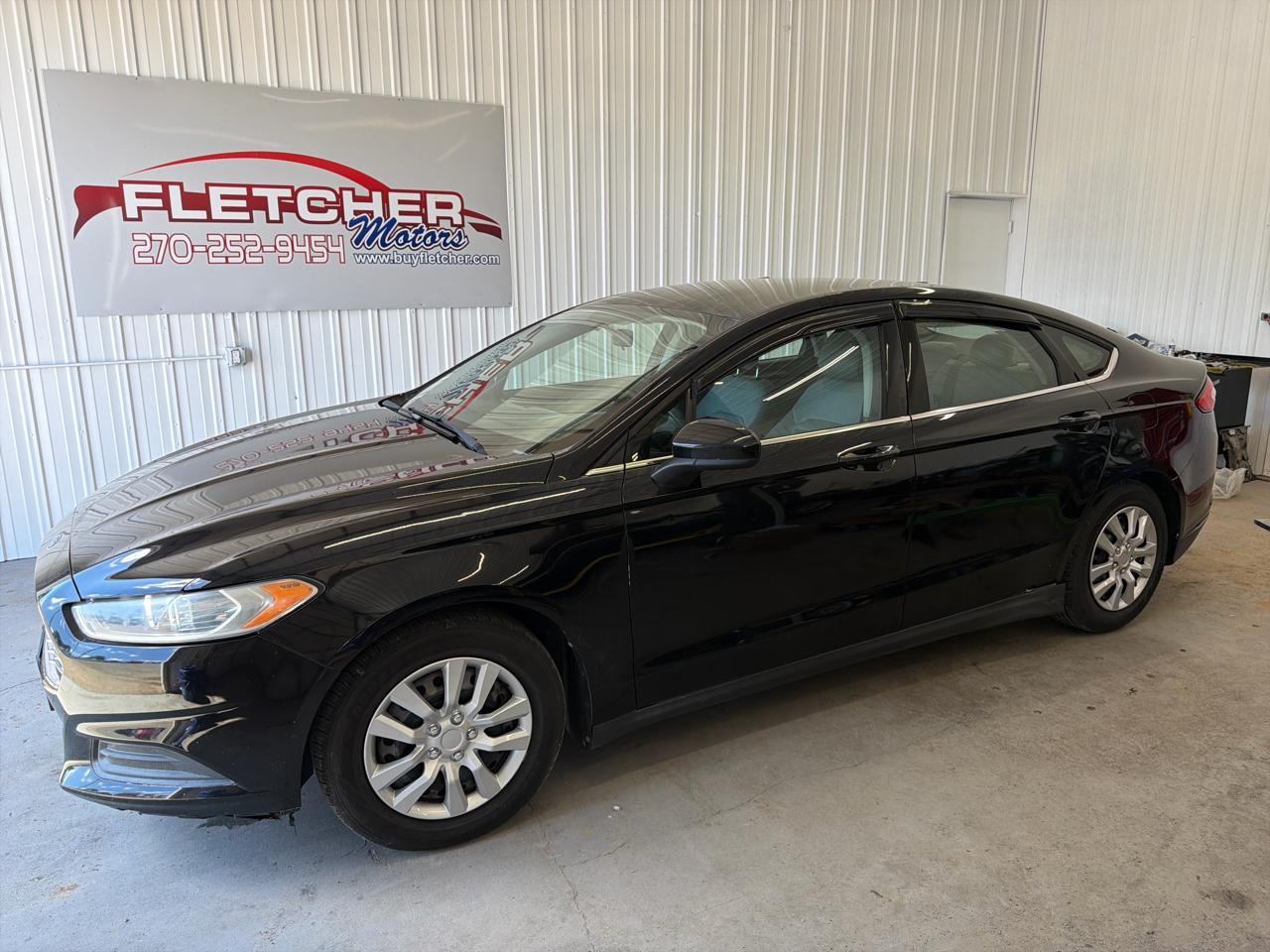 Ford Fusion 4dr Sdn S FWD 2014