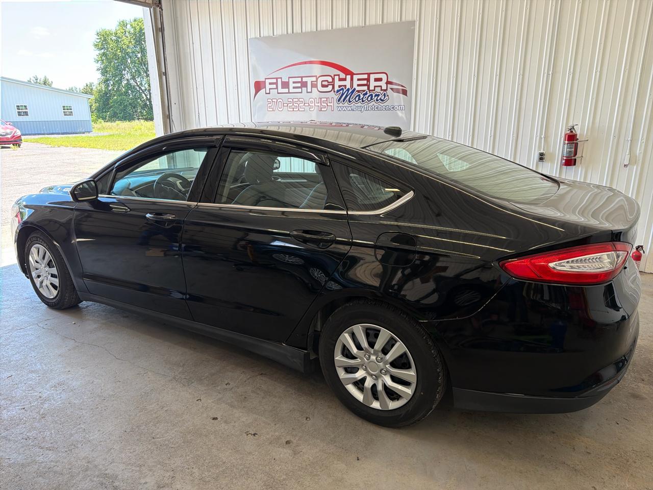 Ford Fusion 4dr Sdn S FWD 2014