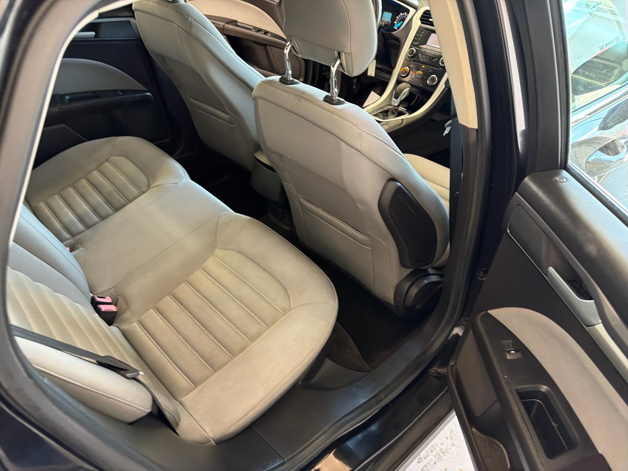 Ford Fusion 4dr Sdn S FWD 2014