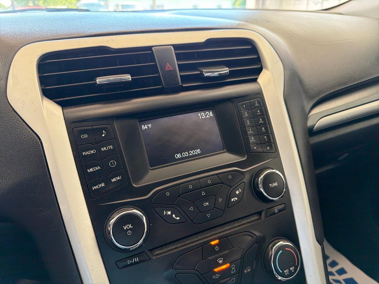 Ford Fusion 4dr Sdn S FWD 2014