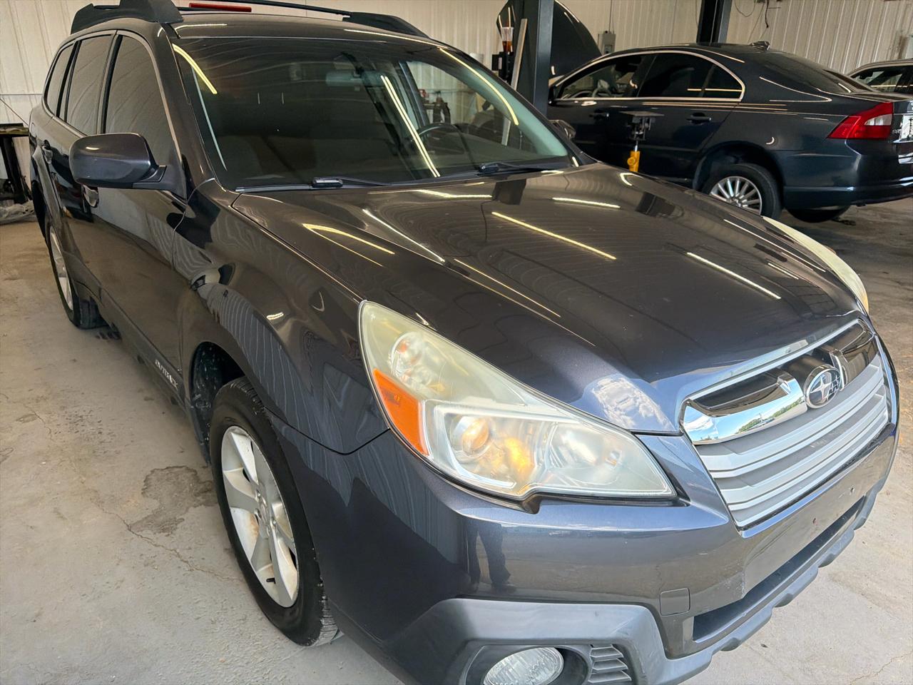 Subaru Outback 4dr Wgn H4 Man 2.5i Premium 2013