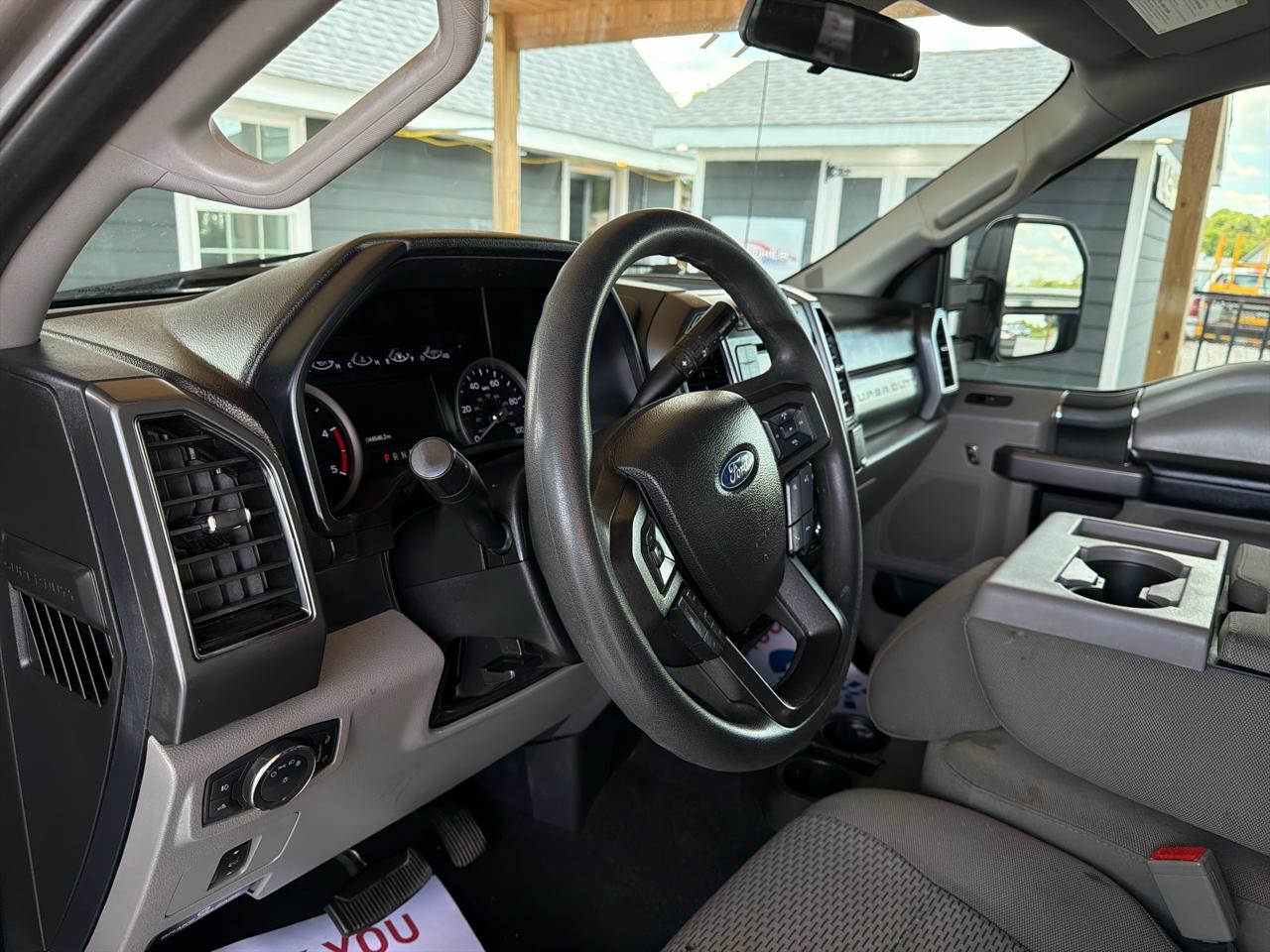 Ford Super Duty F-250 SRW XLT 4WD Crew Cab 8' Box 2019