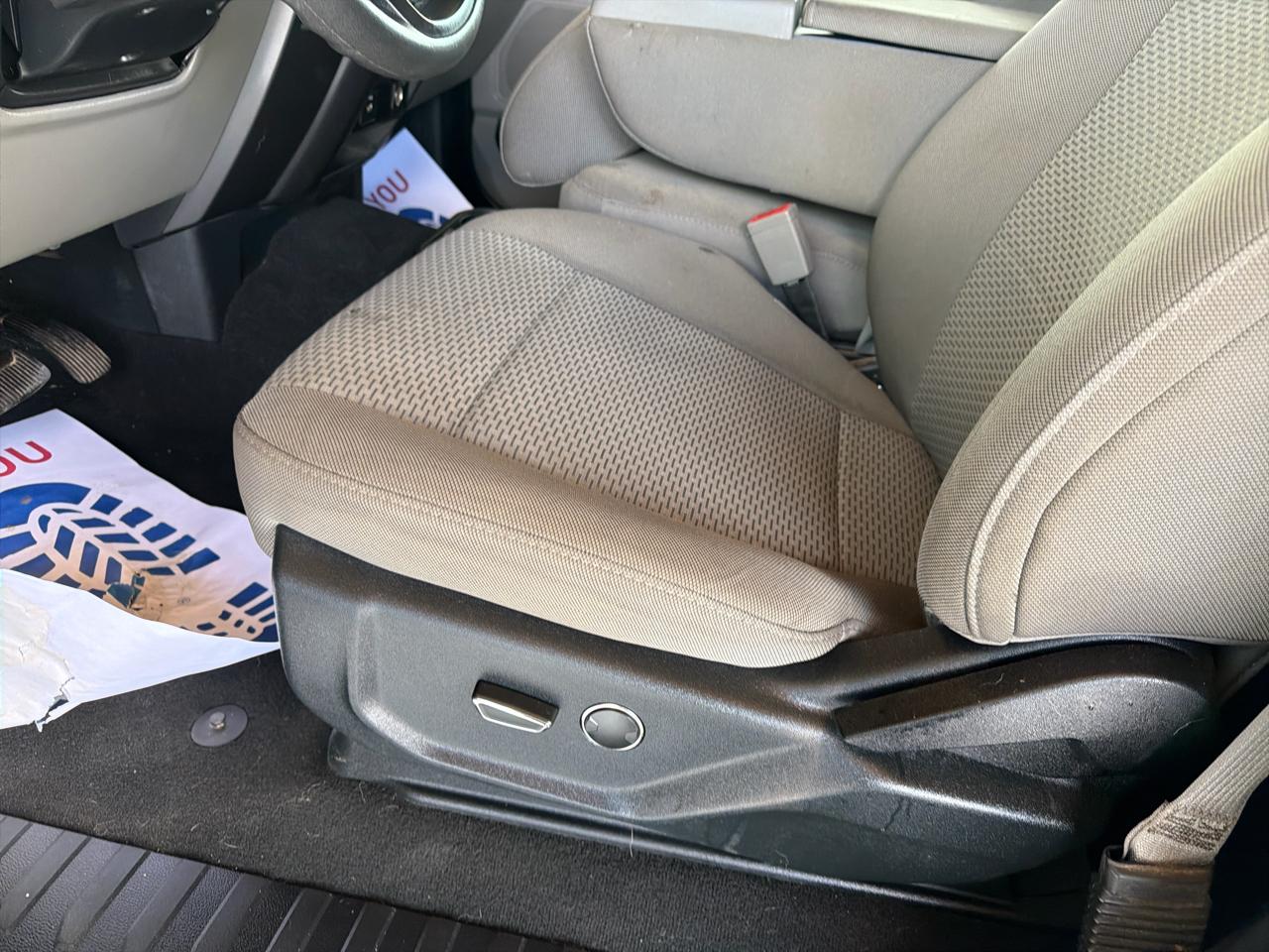 Ford Super Duty F-250 SRW XLT 4WD Crew Cab 8' Box 2019