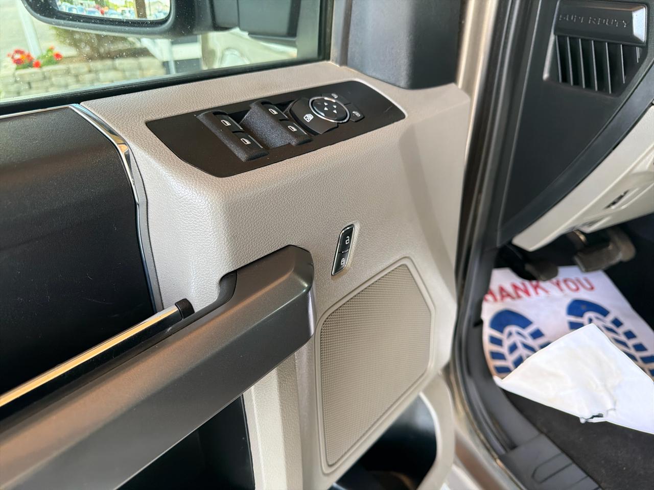 Ford Super Duty F-250 SRW XLT 4WD Crew Cab 8' Box 2019