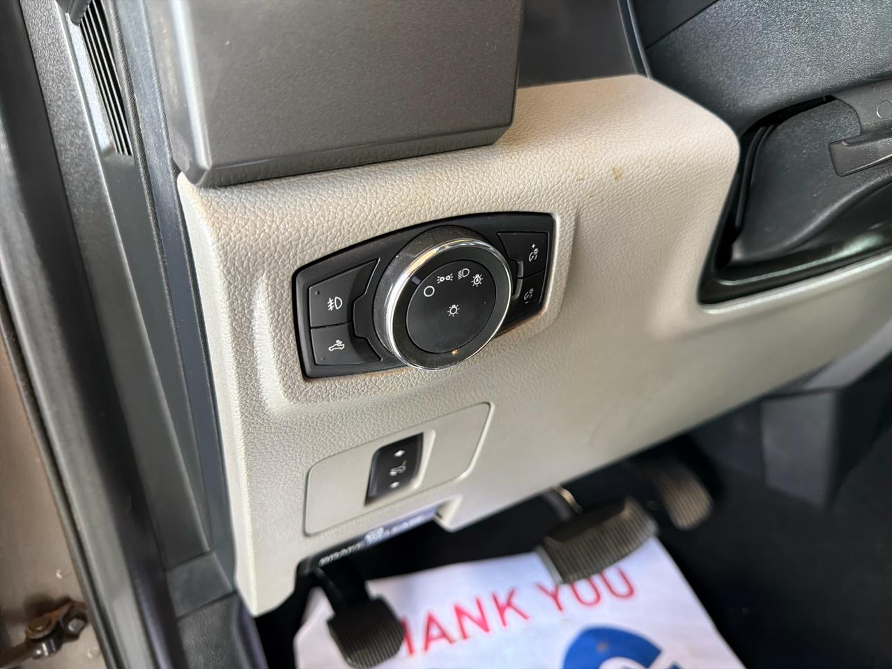 Ford Super Duty F-250 SRW XLT 4WD Crew Cab 8' Box 2019