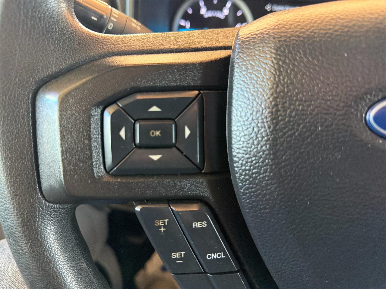 Ford Super Duty F-250 SRW XLT 4WD Crew Cab 8' Box 2019