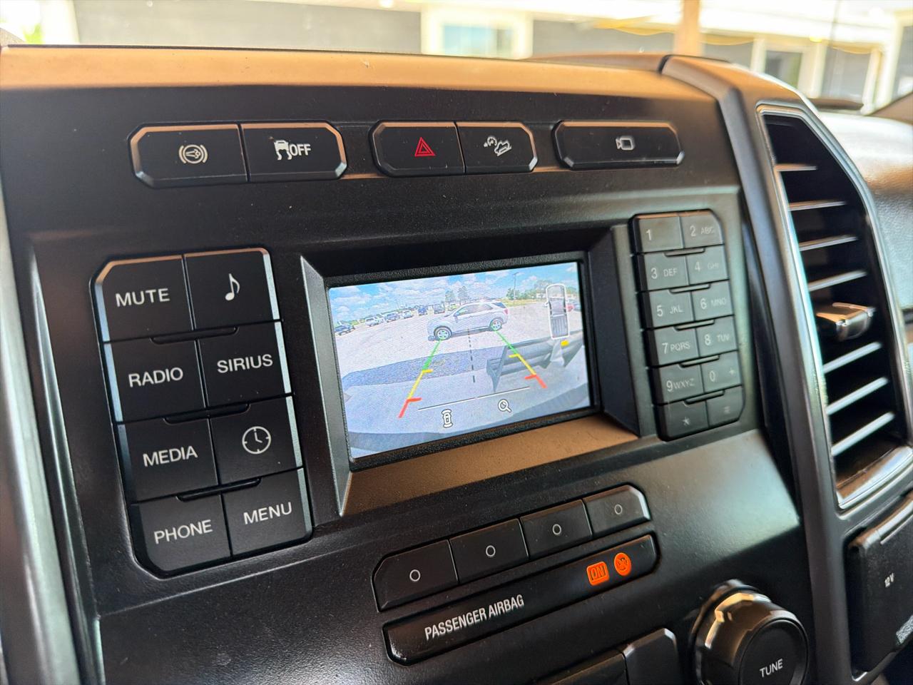 Ford Super Duty F-250 SRW XLT 4WD Crew Cab 8' Box 2019