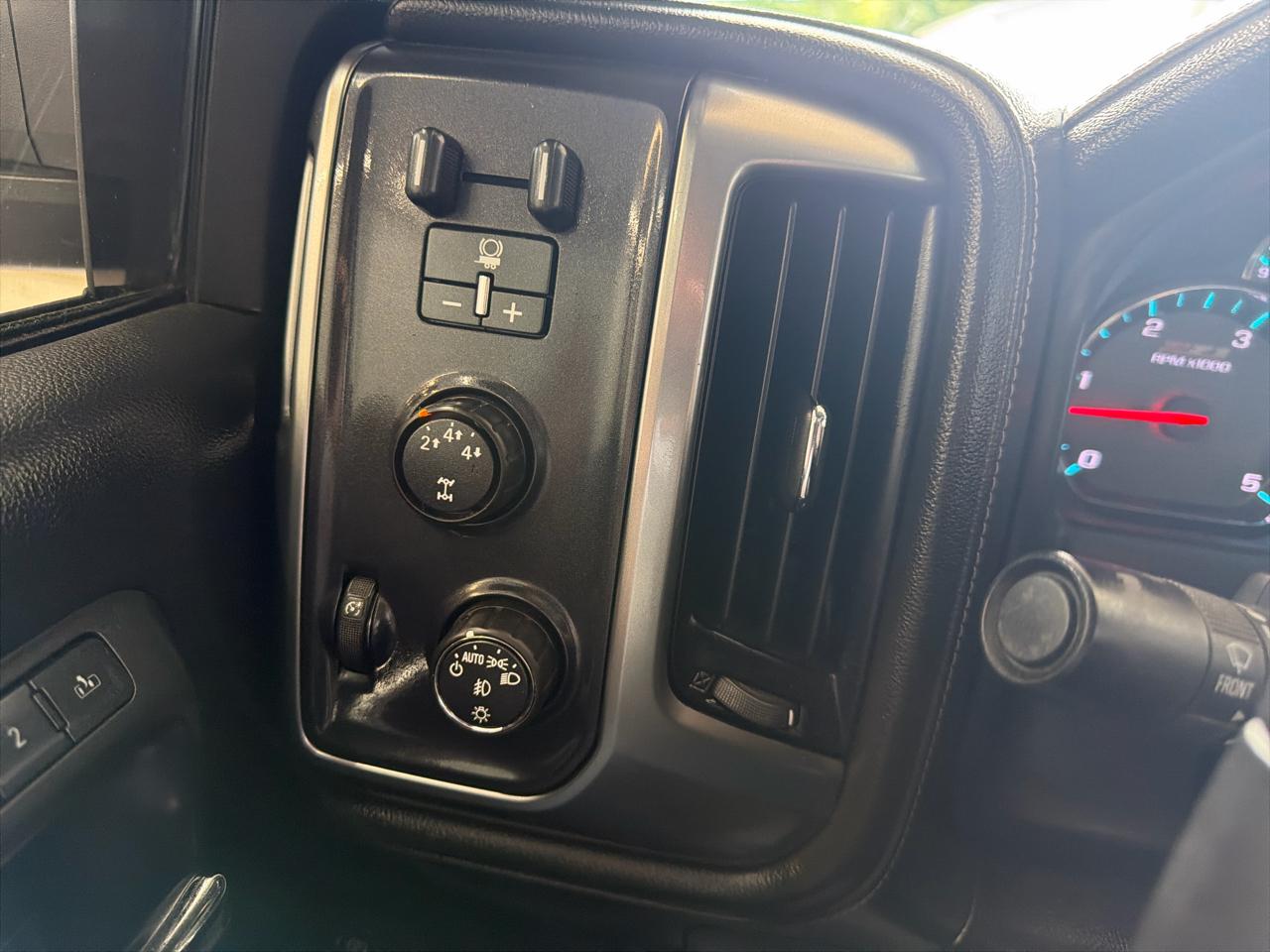 Chevrolet Silverado 2500HD 4WD Crew Cab 153.7" LTZ 2016