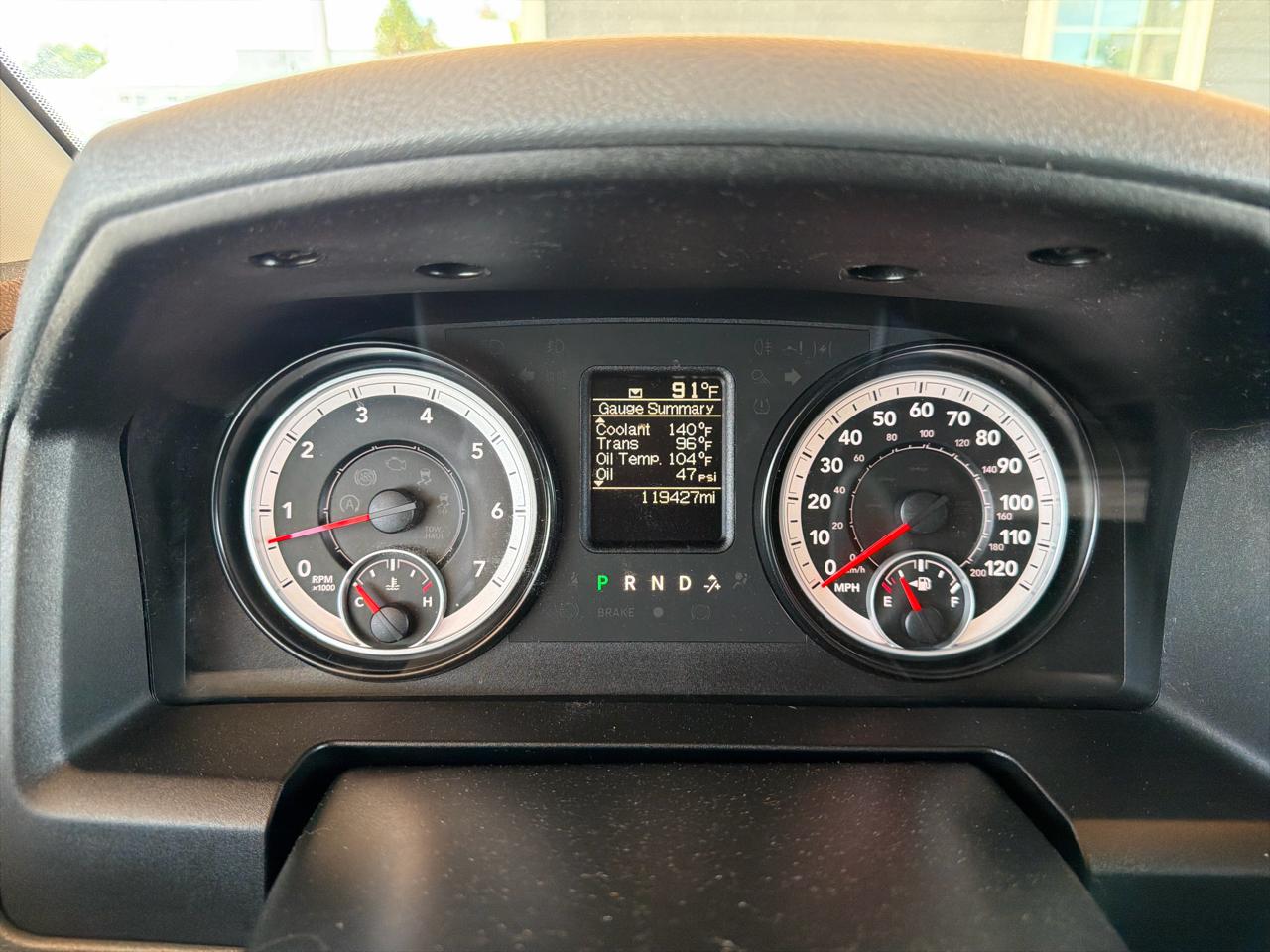 RAM 1500 4WD Crew Cab 140.5" Express 2014