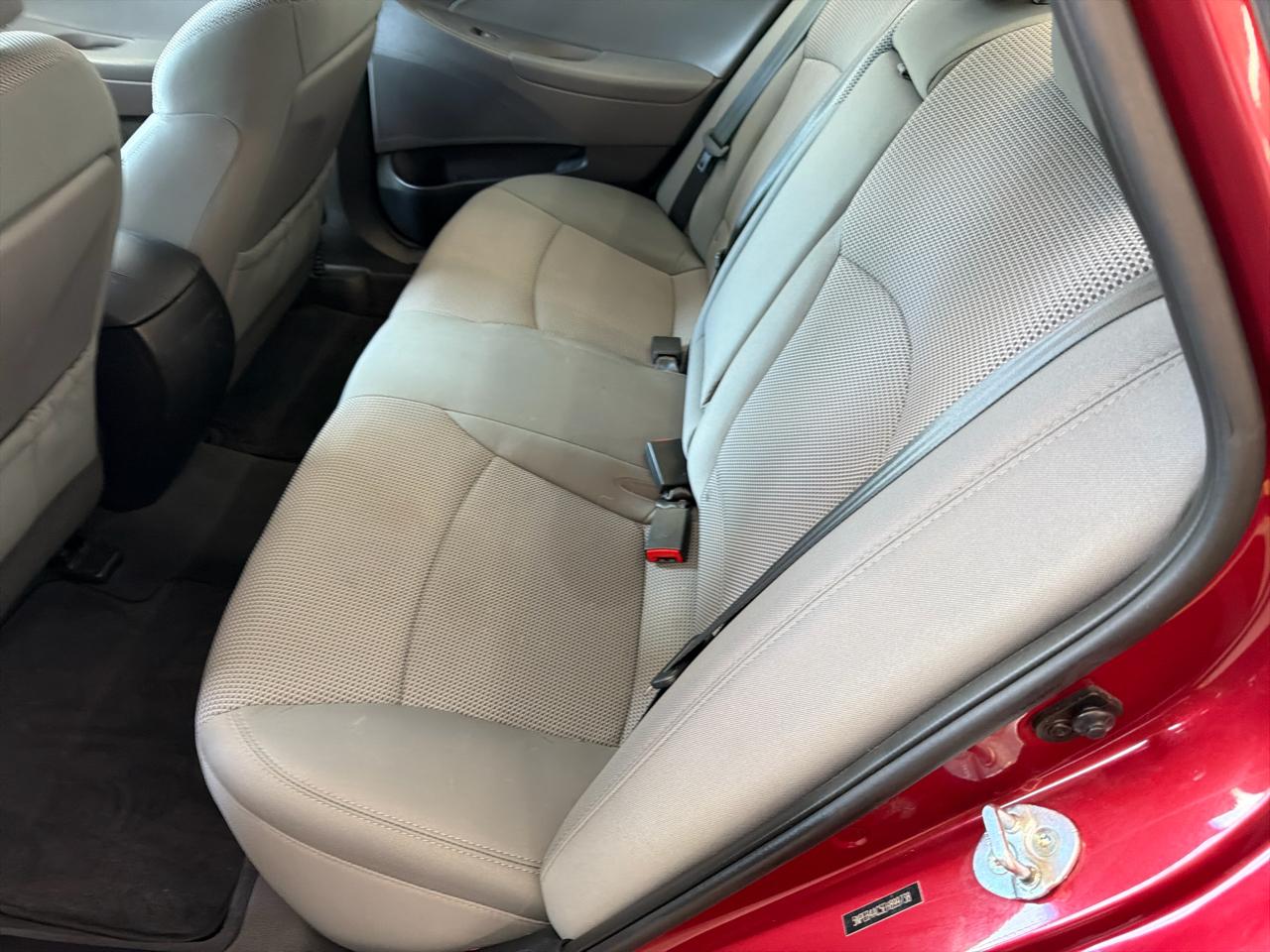 Hyundai Sonata 4dr Sdn 2.4L Auto GLS PZEV 2014