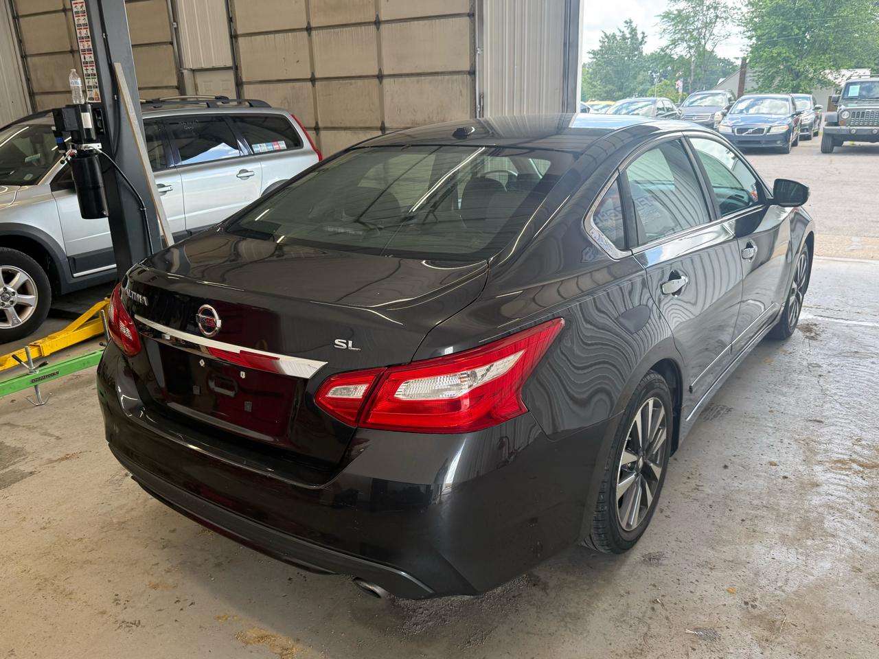Nissan Altima 4dr Sdn I4 2.5 SL 2016