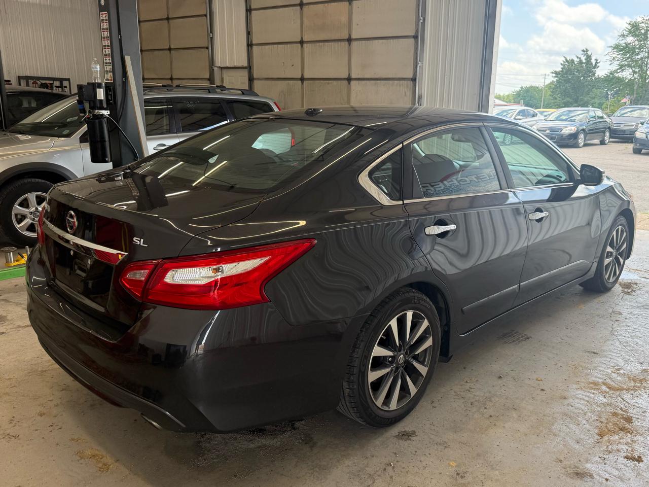 Nissan Altima 4dr Sdn I4 2.5 SL 2016