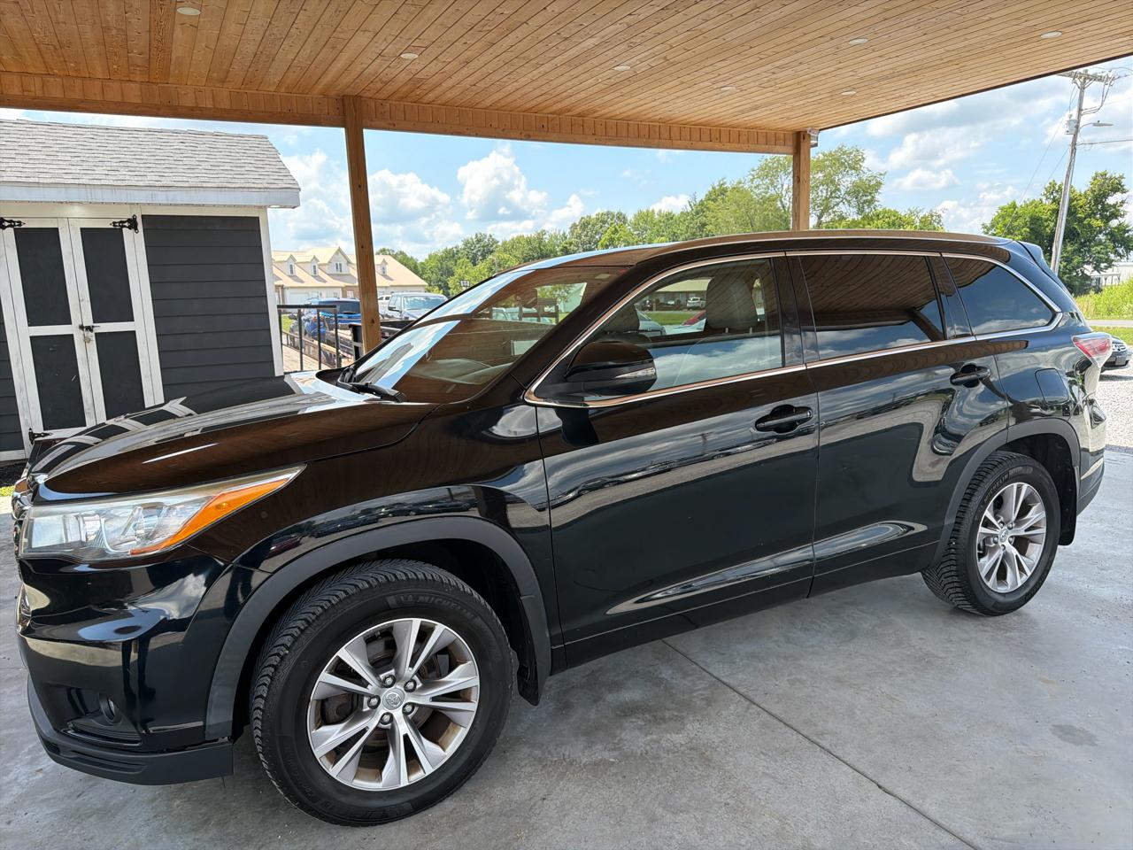Toyota Highlander AWD 4dr V6 XLE (Natl) 2015