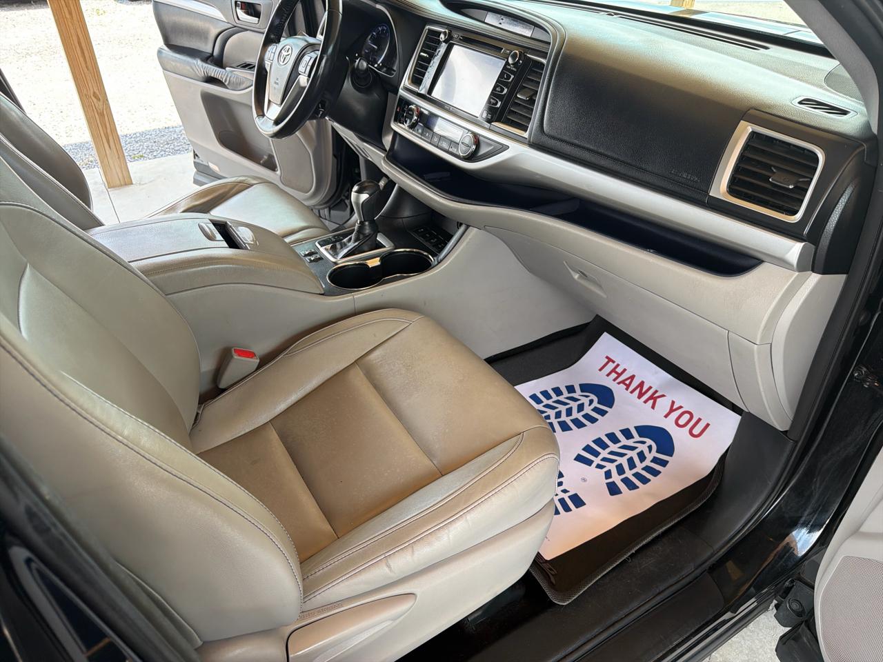 Toyota Highlander AWD 4dr V6 XLE (Natl) 2015