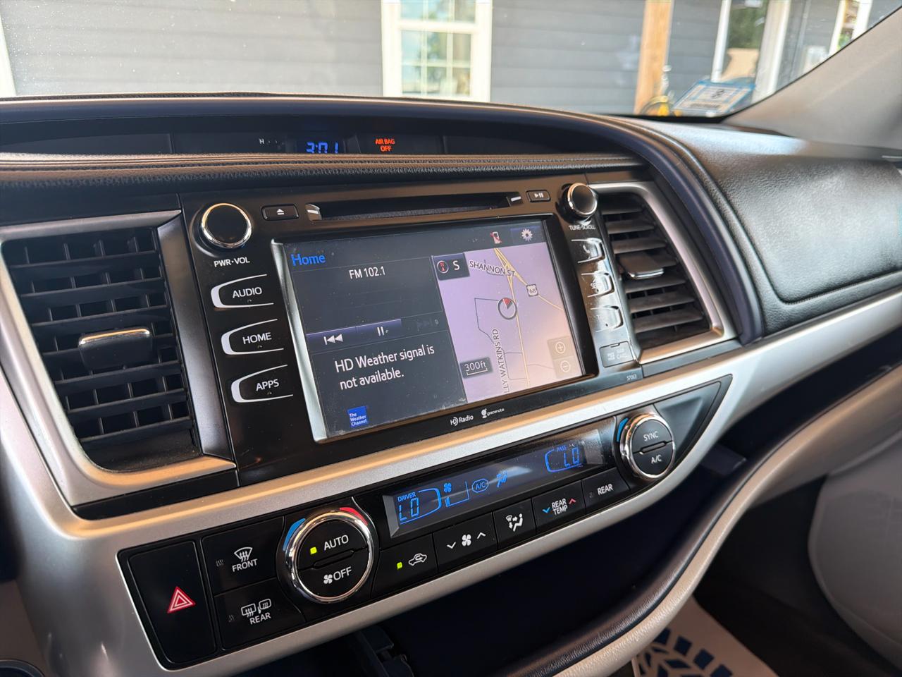 Toyota Highlander AWD 4dr V6 XLE (Natl) 2015