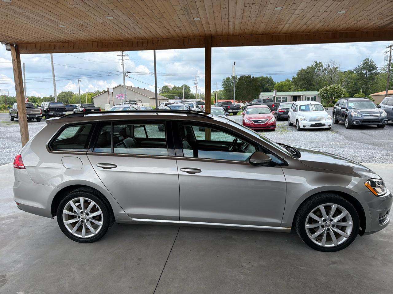 Volkswagen Golf SportWagen 1.8T SEL Auto 2017
