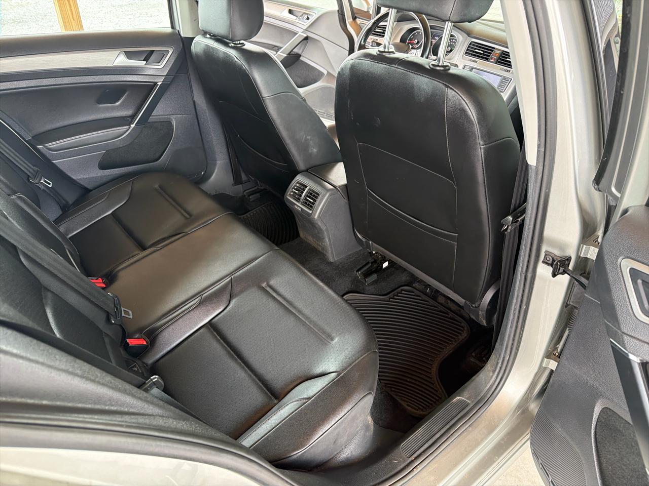 Volkswagen Golf SportWagen 1.8T SEL Auto 2017