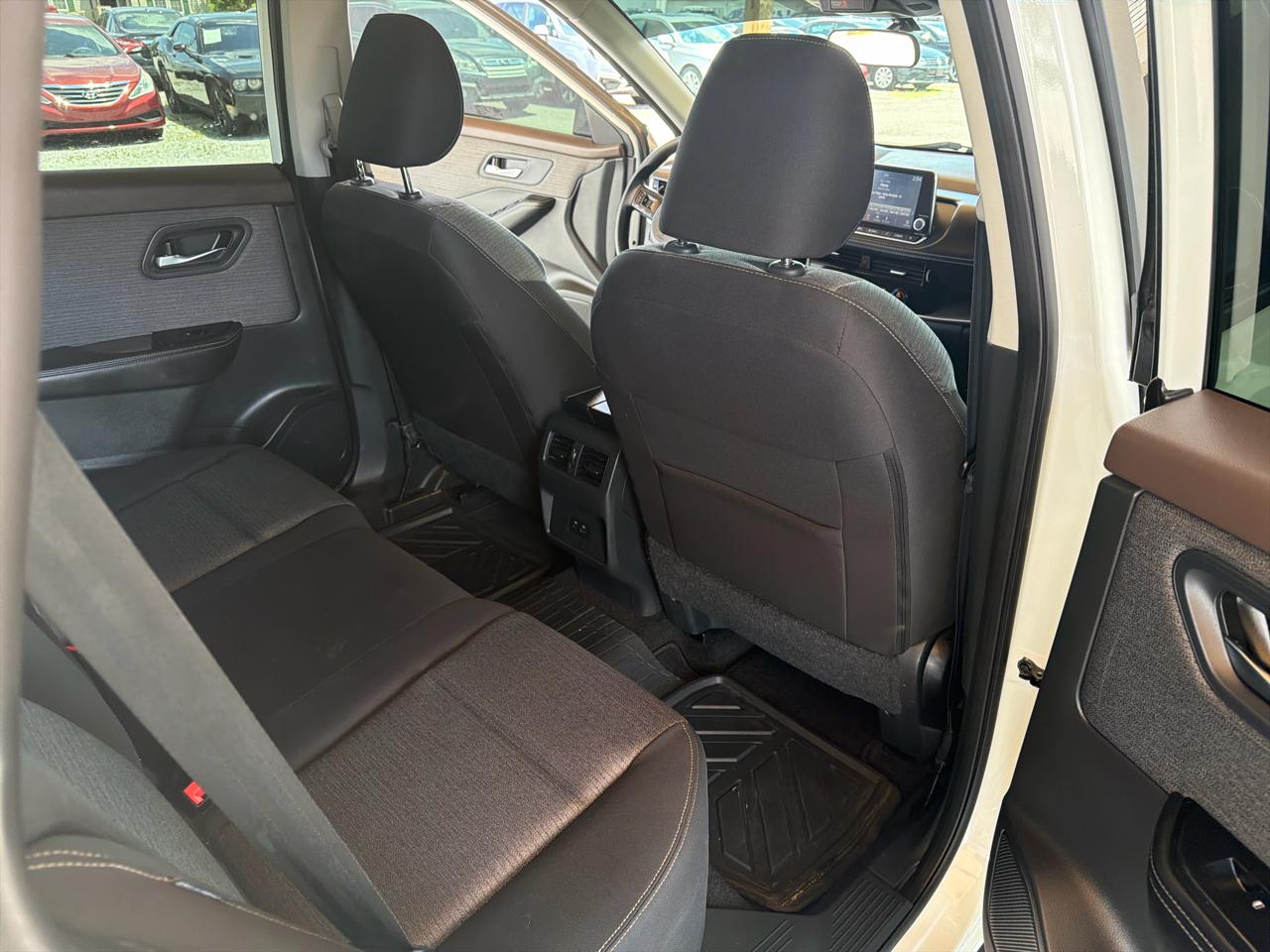 Nissan Rogue FWD SV *Ltd Avail* 2023