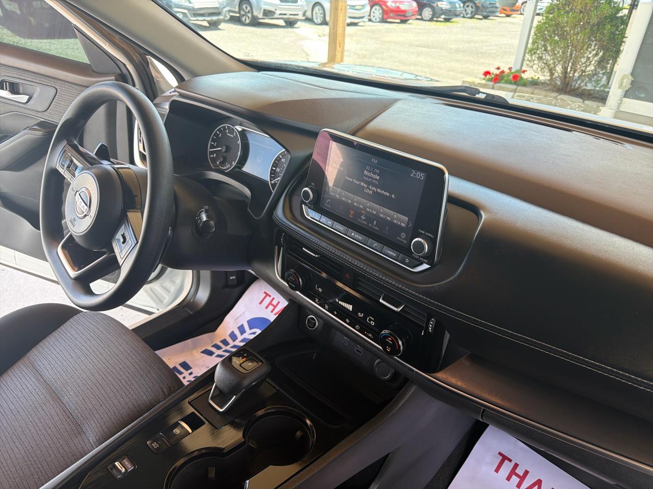 Nissan Rogue FWD SV *Ltd Avail* 2023