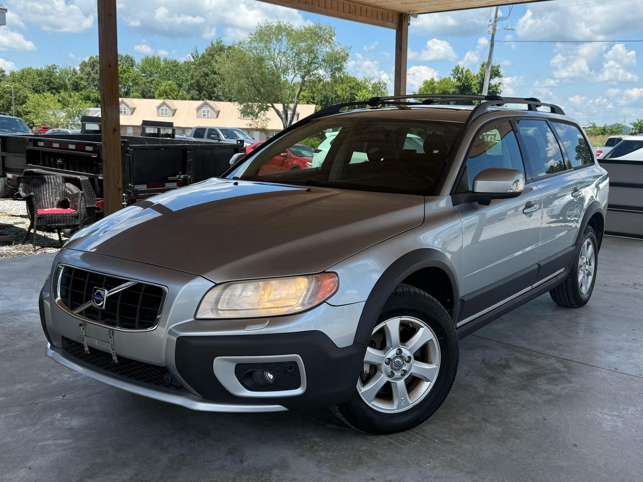 Volvo XC70 4dr Wgn 3.2L w/Sunroof 2009