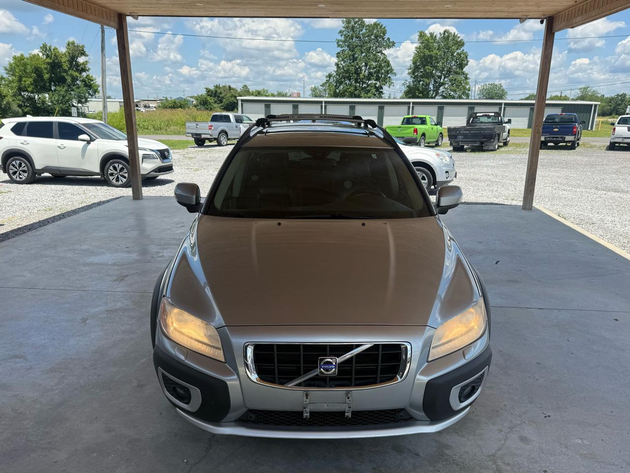 Volvo XC70 4dr Wgn 3.2L w/Sunroof 2009