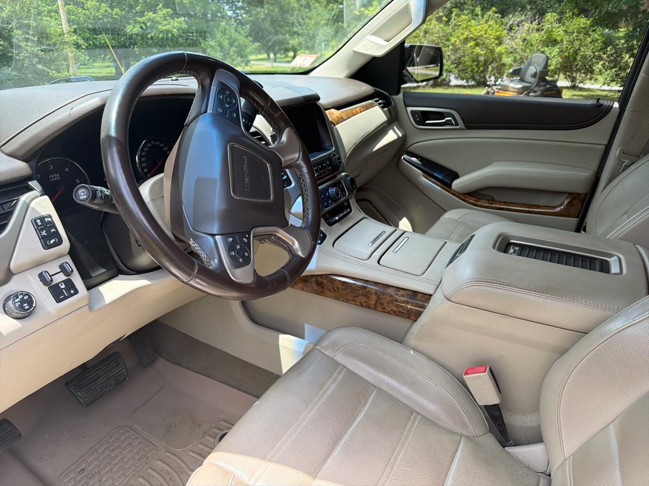 GMC Yukon 4WD 4dr Denali 2016