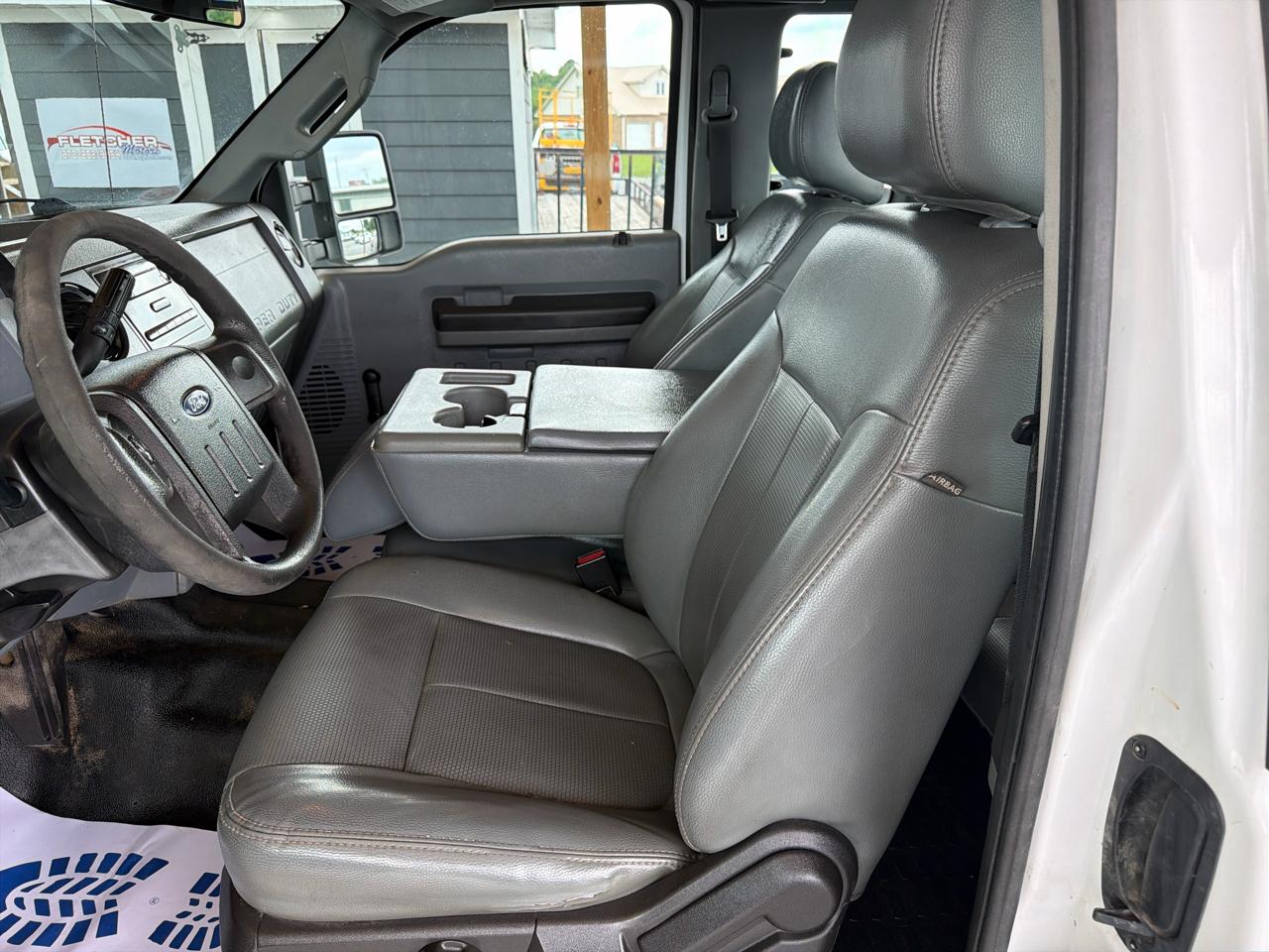 Ford Super Duty F-250 SRW 4WD SuperCab 142" XL 2016
