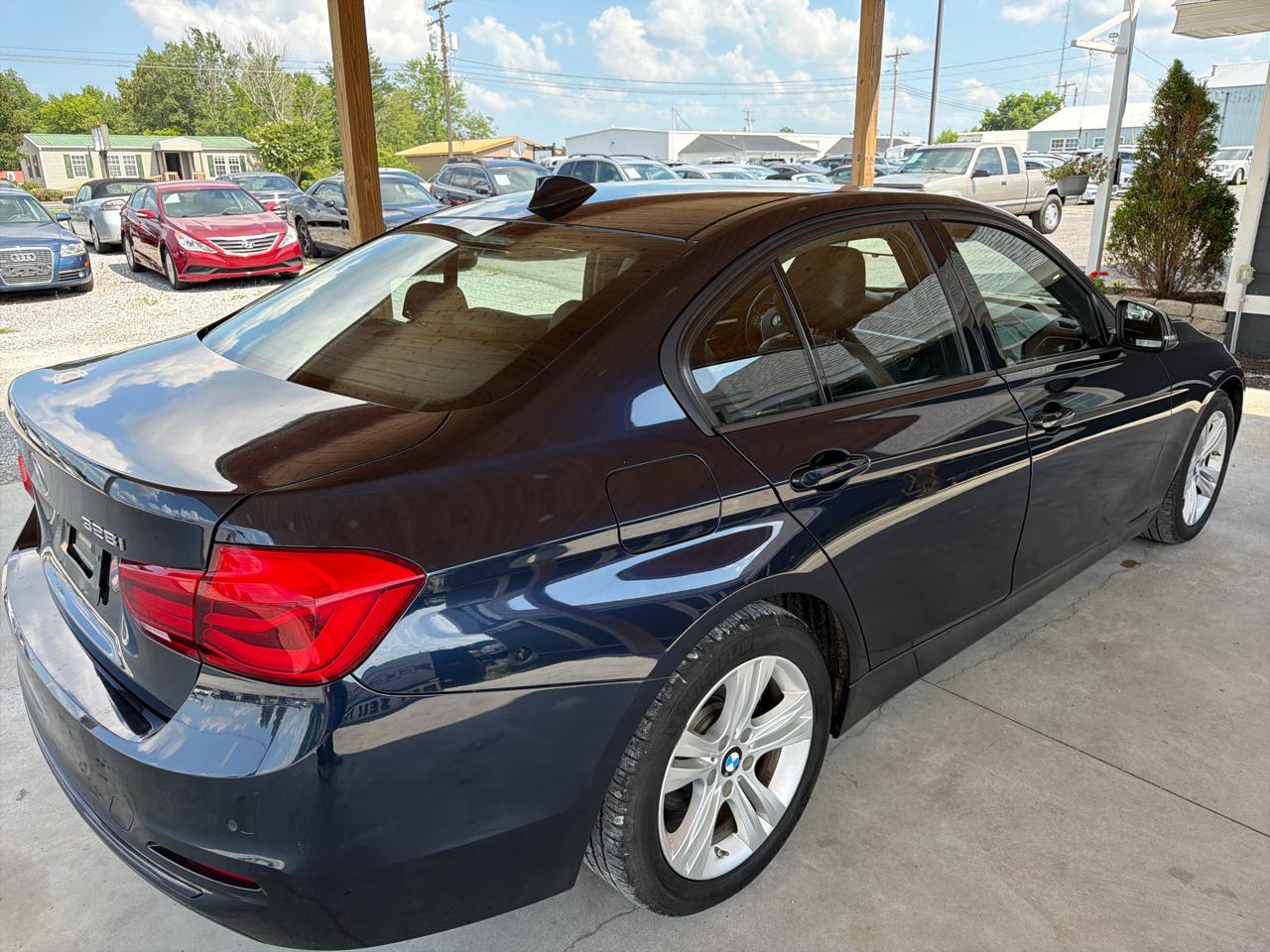 BMW 3 Series 4dr Sdn 328i xDrive AWD SULEV South Africa 2016