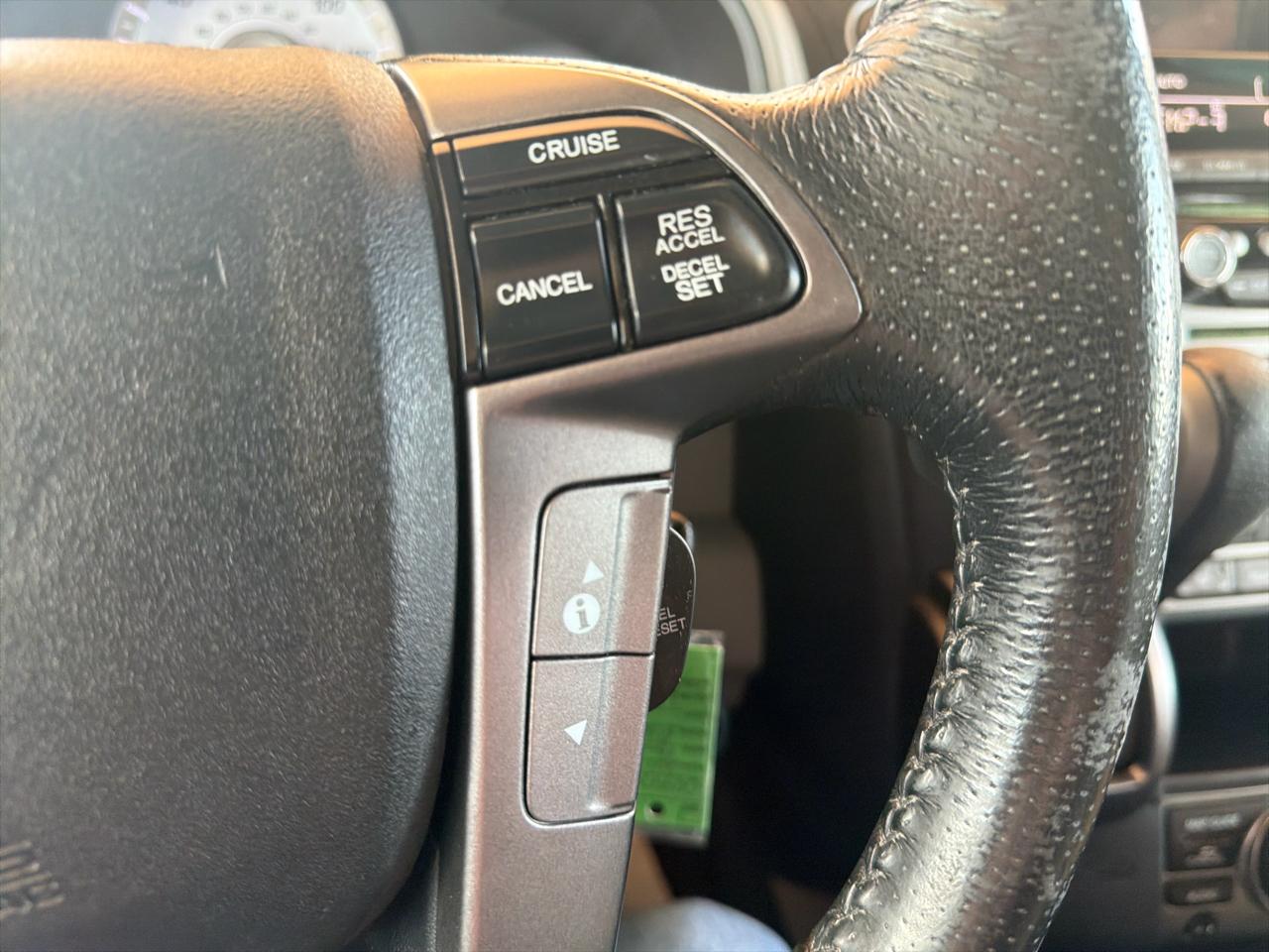 Honda Pilot 2WD 4dr Touring w/RES & Navi 2015