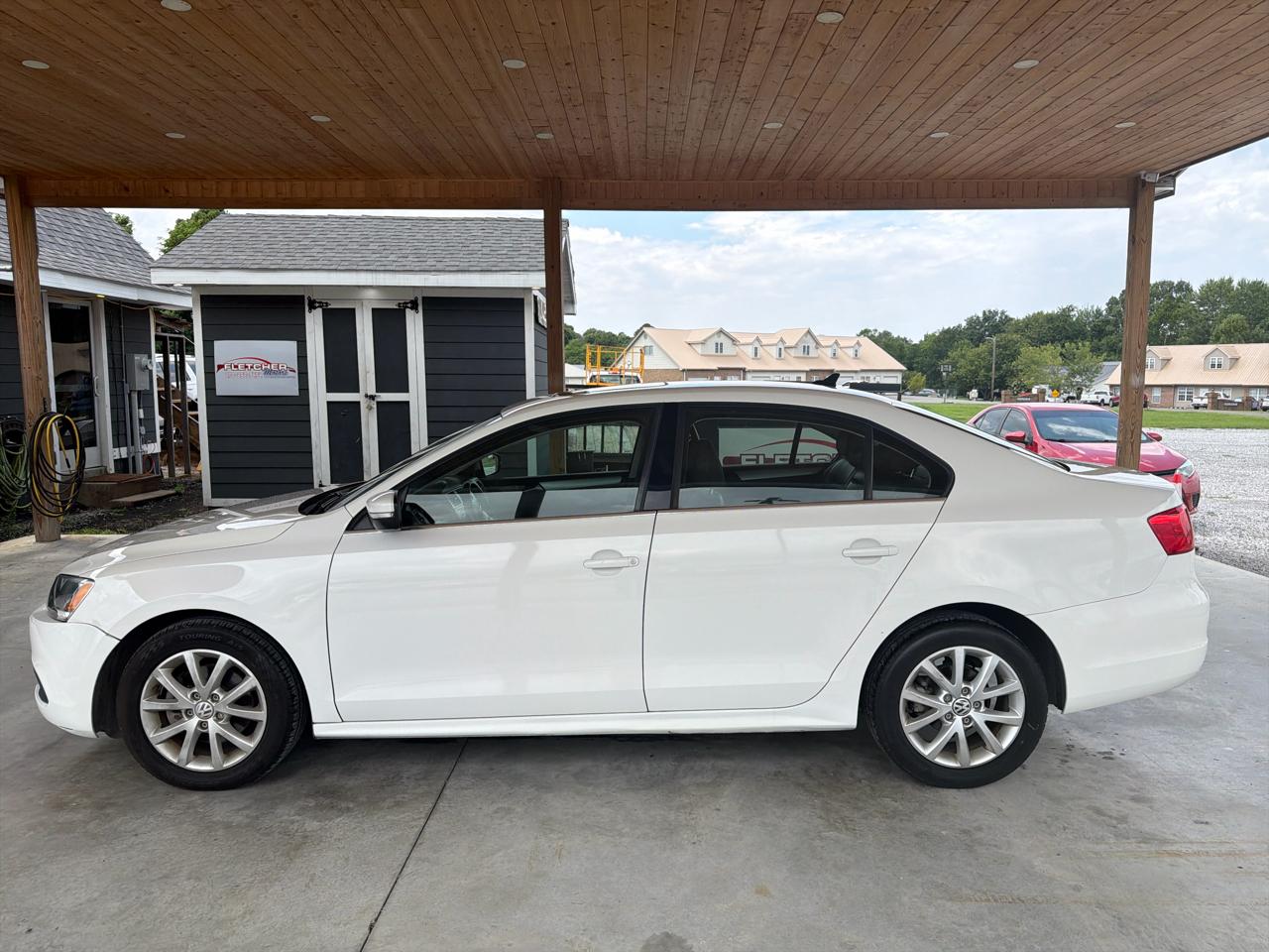 Volkswagen Jetta Sedan 4dr Auto SE PZEV 2013