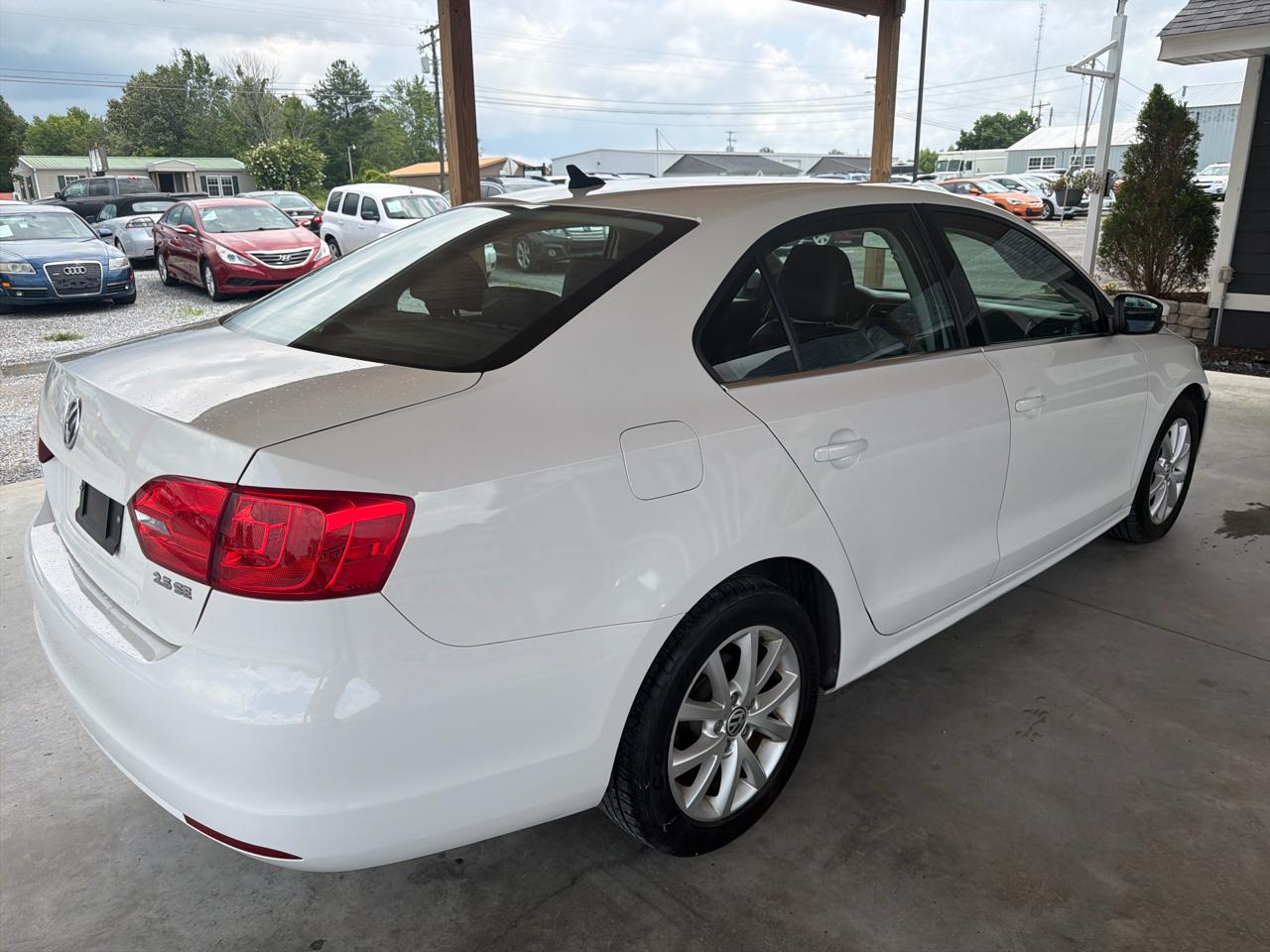 Volkswagen Jetta Sedan 4dr Auto SE PZEV 2013