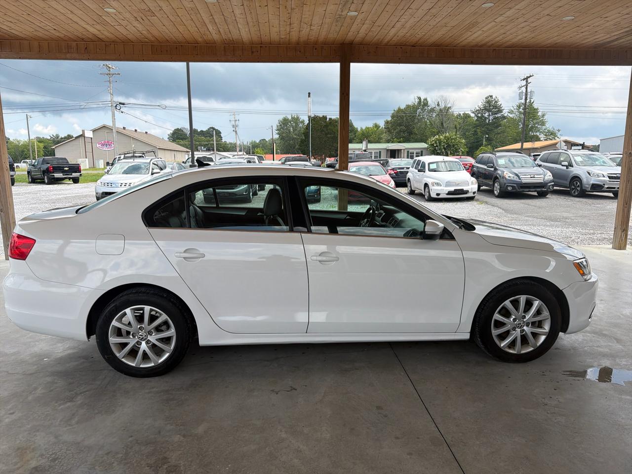 Volkswagen Jetta Sedan 4dr Auto SE PZEV 2013