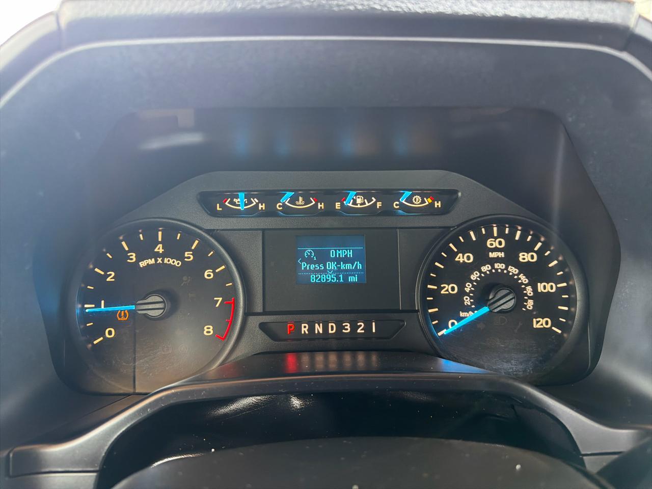 Ford F-150 2WD Reg Cab 141" XLT 2015