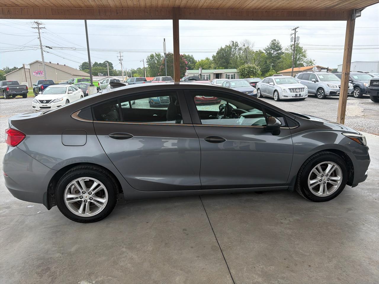 Chevrolet Cruze 4dr Sdn 1.4L LT w/1SD 2018