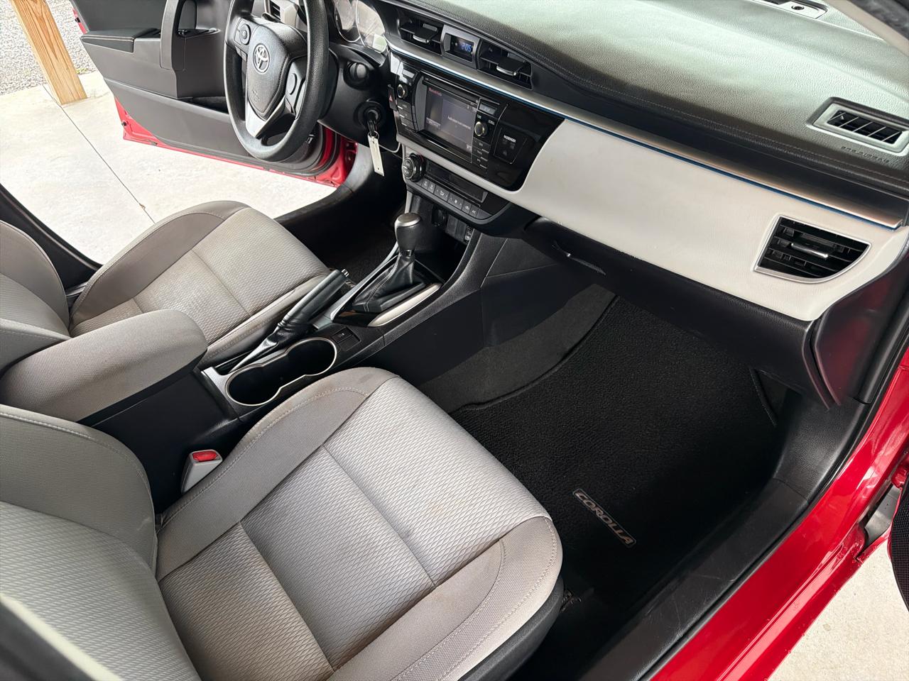 Toyota Corolla 4dr Sdn CVT S w/Special Edition Pkg (Natl) 2016