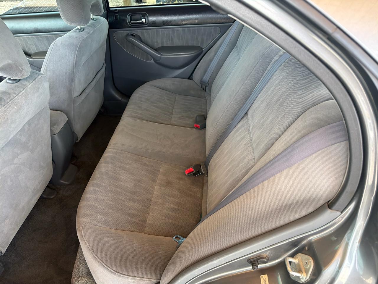 Honda Civic 4dr Sdn LX Manual 2004