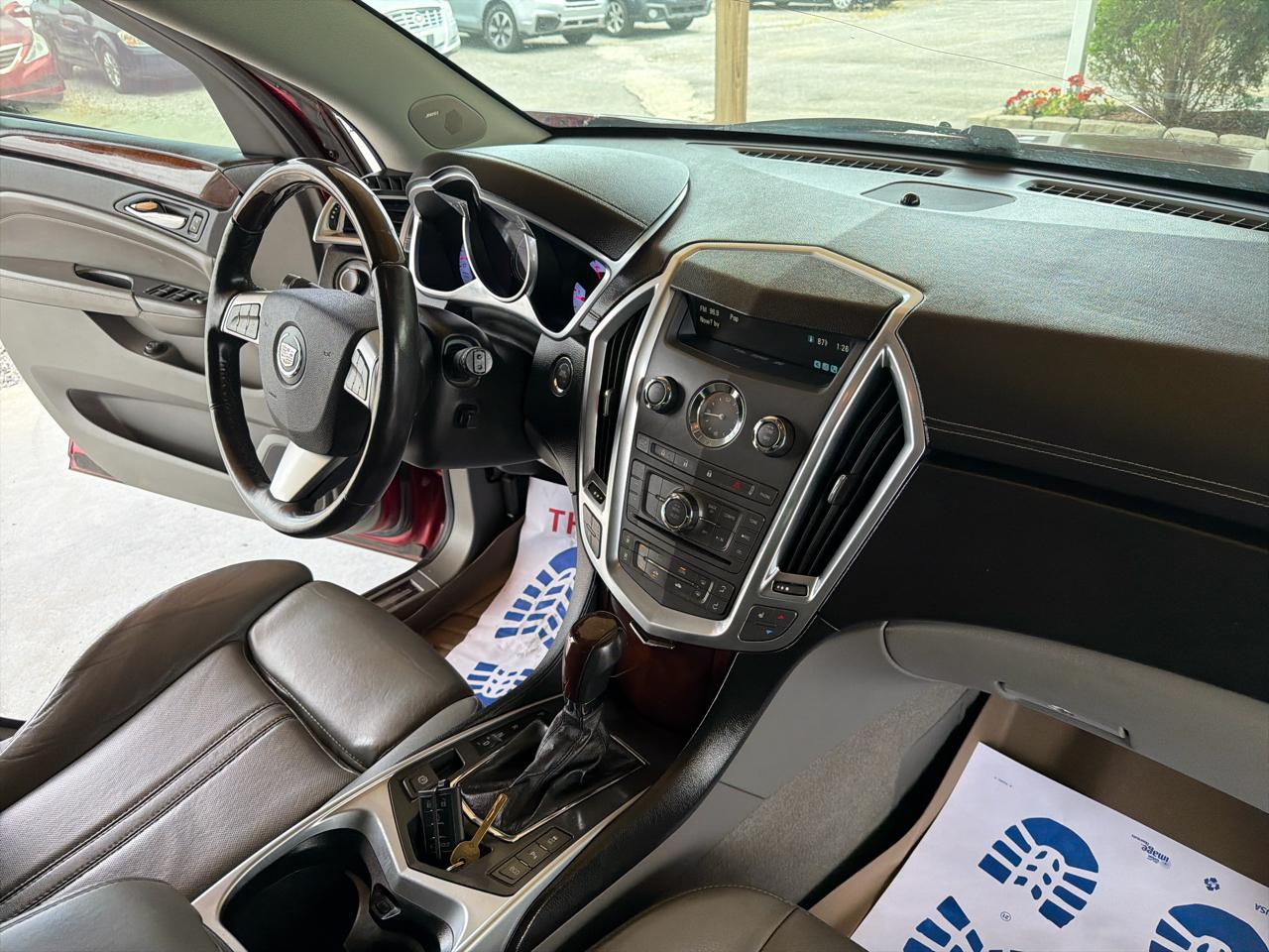 Cadillac SRX FWD 4dr Luxury Collection 2012