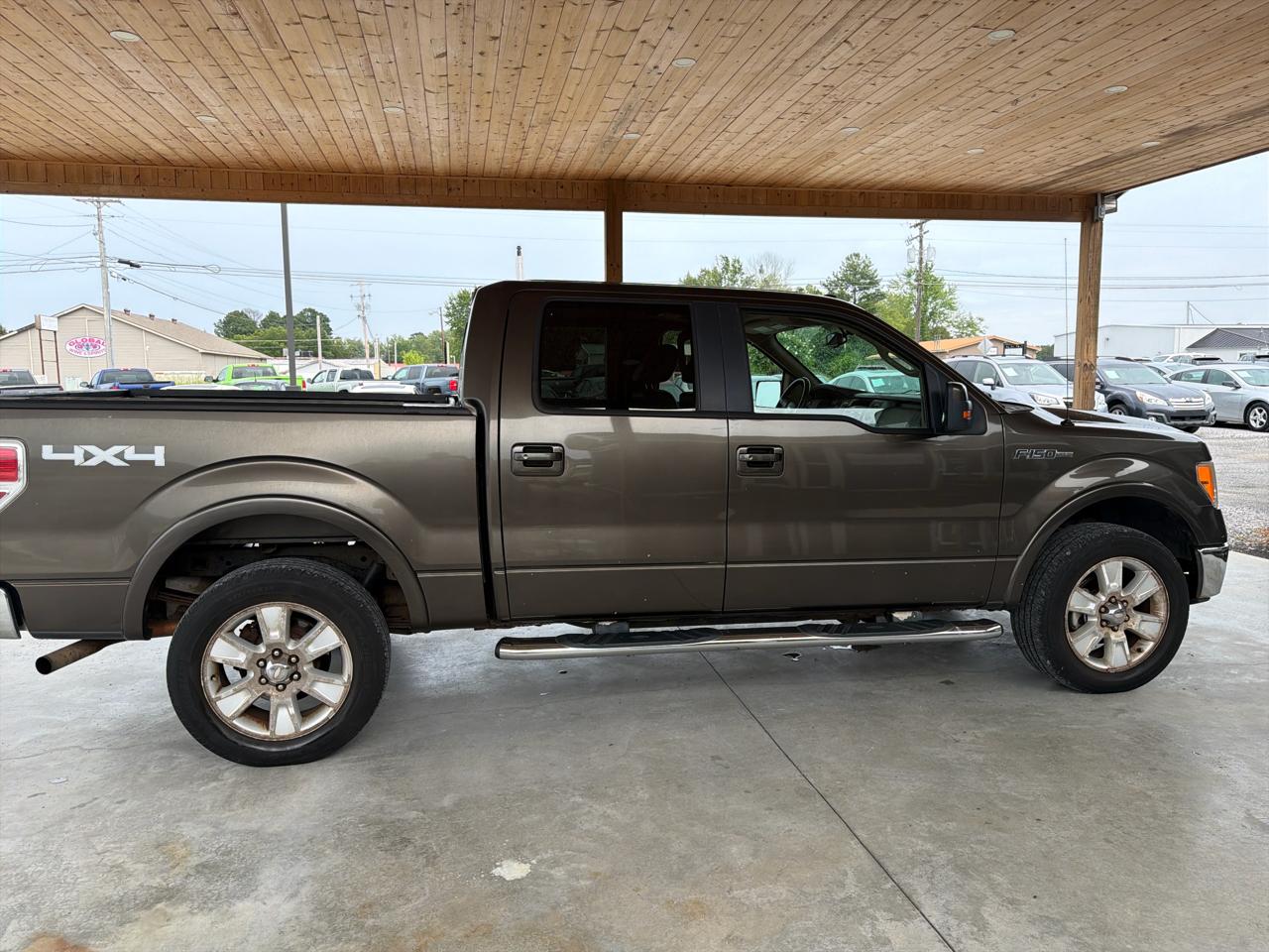 Ford F-150 4WD SuperCab 145" Lariat 2009