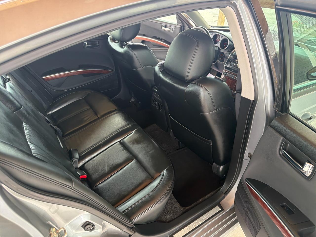 Nissan Maxima 4dr Sdn CVT 3.5 SL 2008