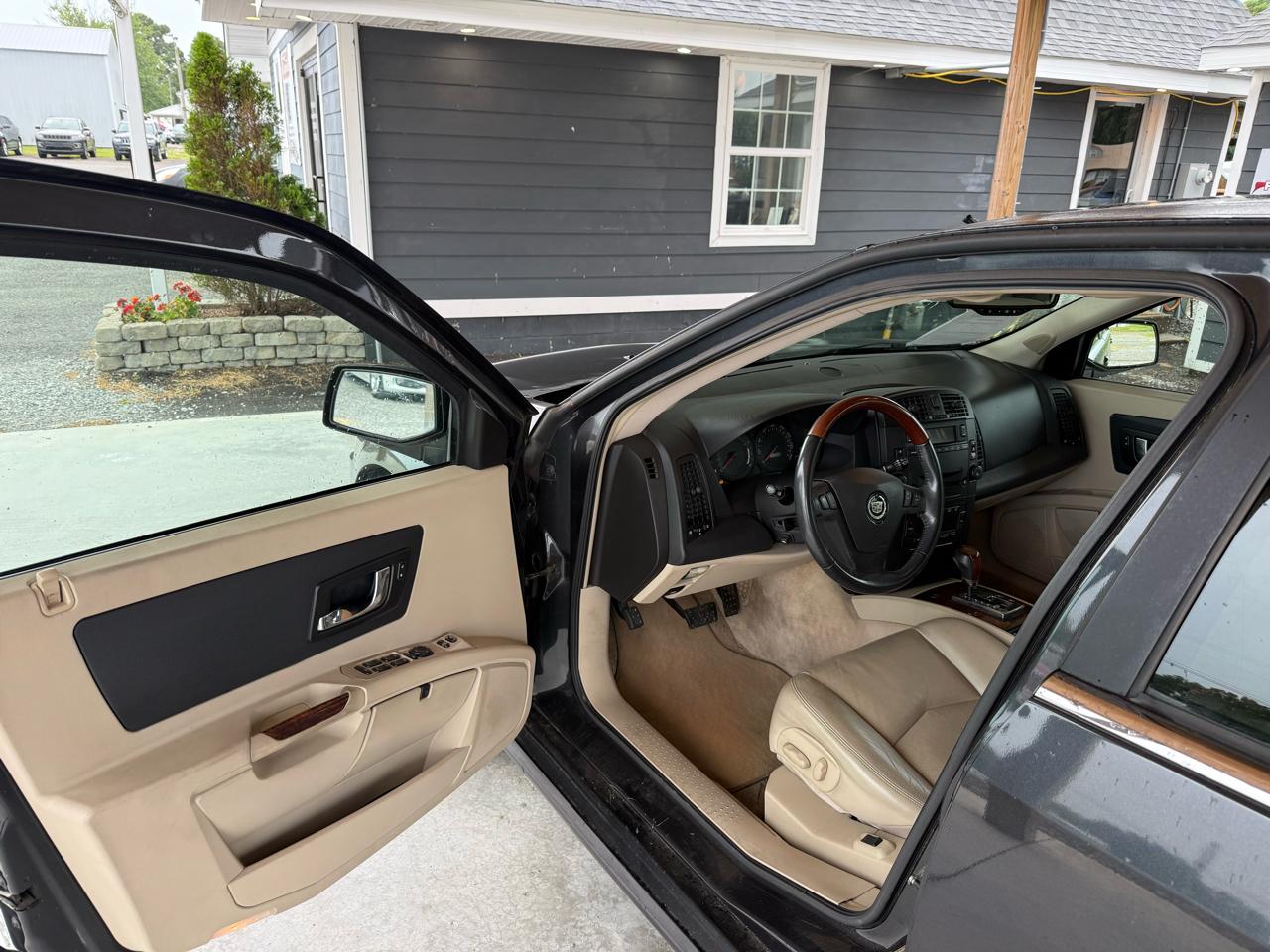 Cadillac SRX 4dr V8 SUV 2004