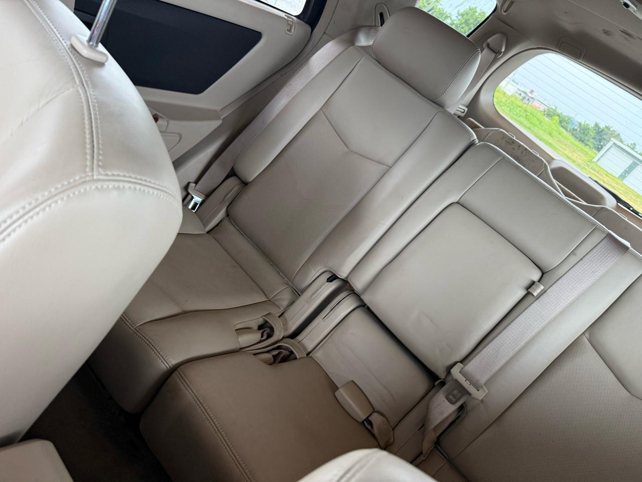 Cadillac SRX 4dr V8 SUV 2004