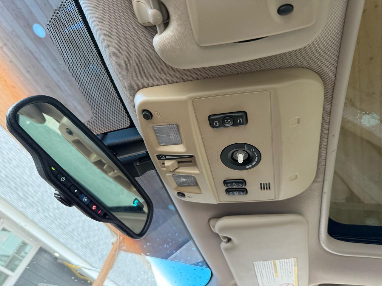 Cadillac SRX 4dr V8 SUV 2004